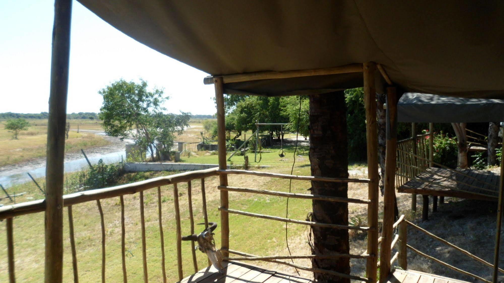 Okavango River Lodge Μαούν Εξωτερικό φωτογραφία